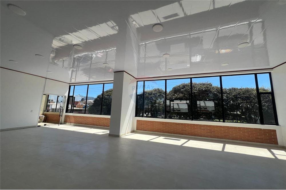 Commercial Space for Rent in Toberín